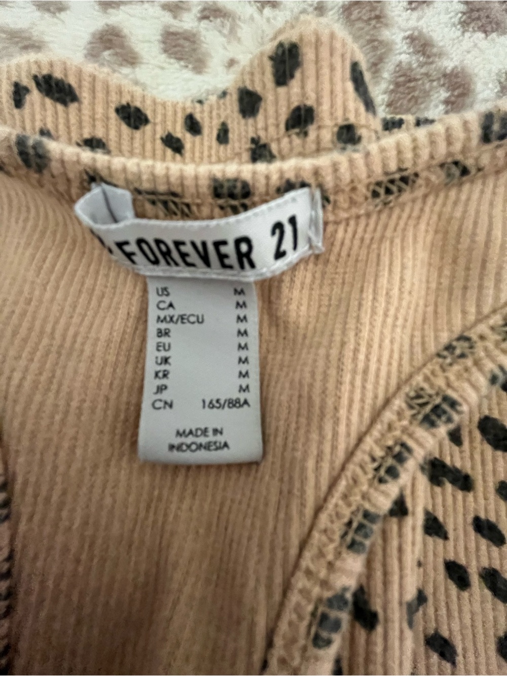 Forever 21 Beige Leopard Print Ribbed Racerback Tank - Picture 3 of 3